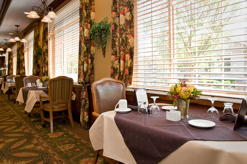 Hickory Woods Dining Room Detail